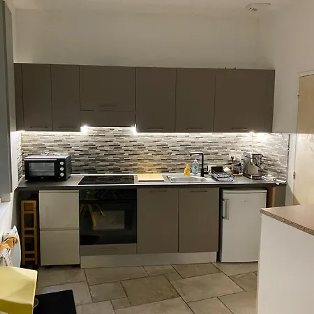 Plein Coeur Apartment